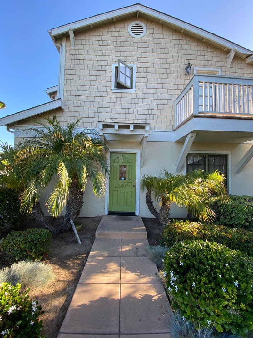Goleta Apartment: 6736 Sueno