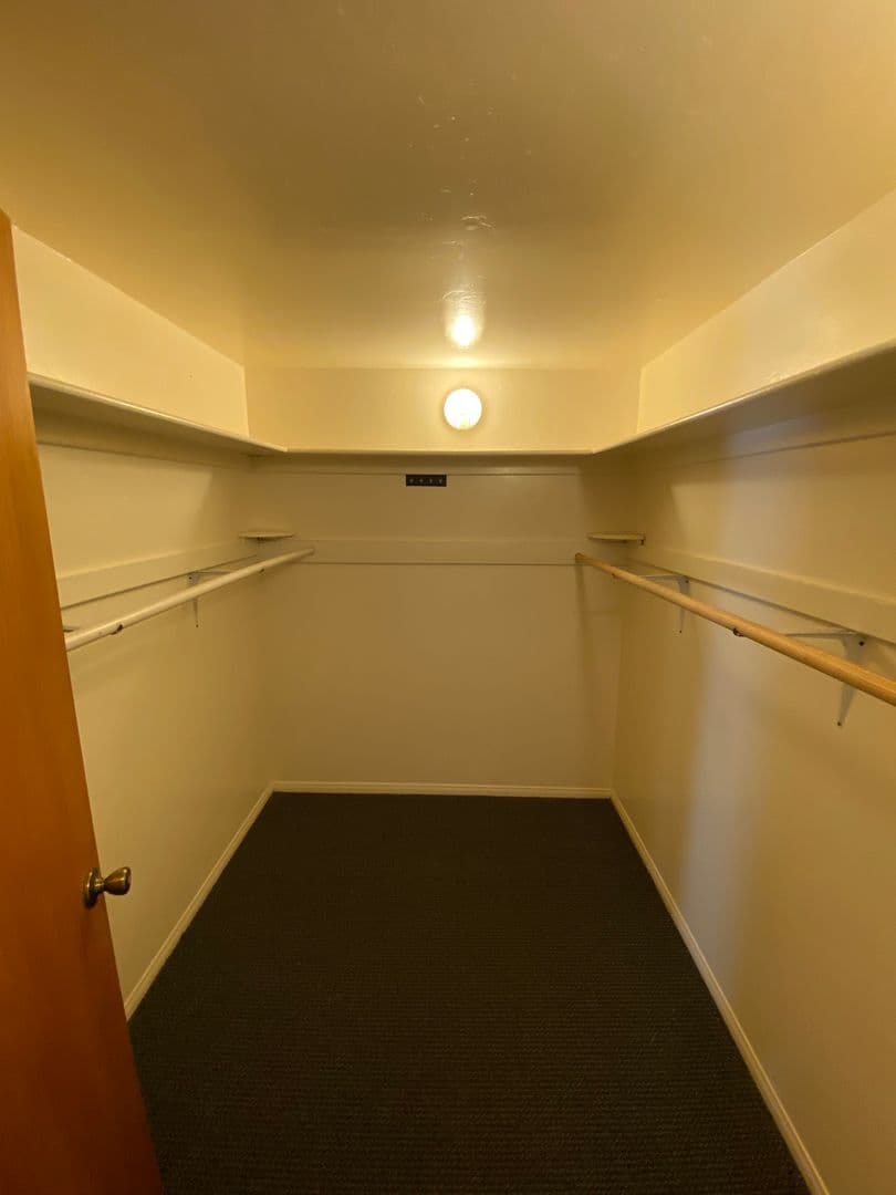 Goleta Apartment: 6564 Del Playa