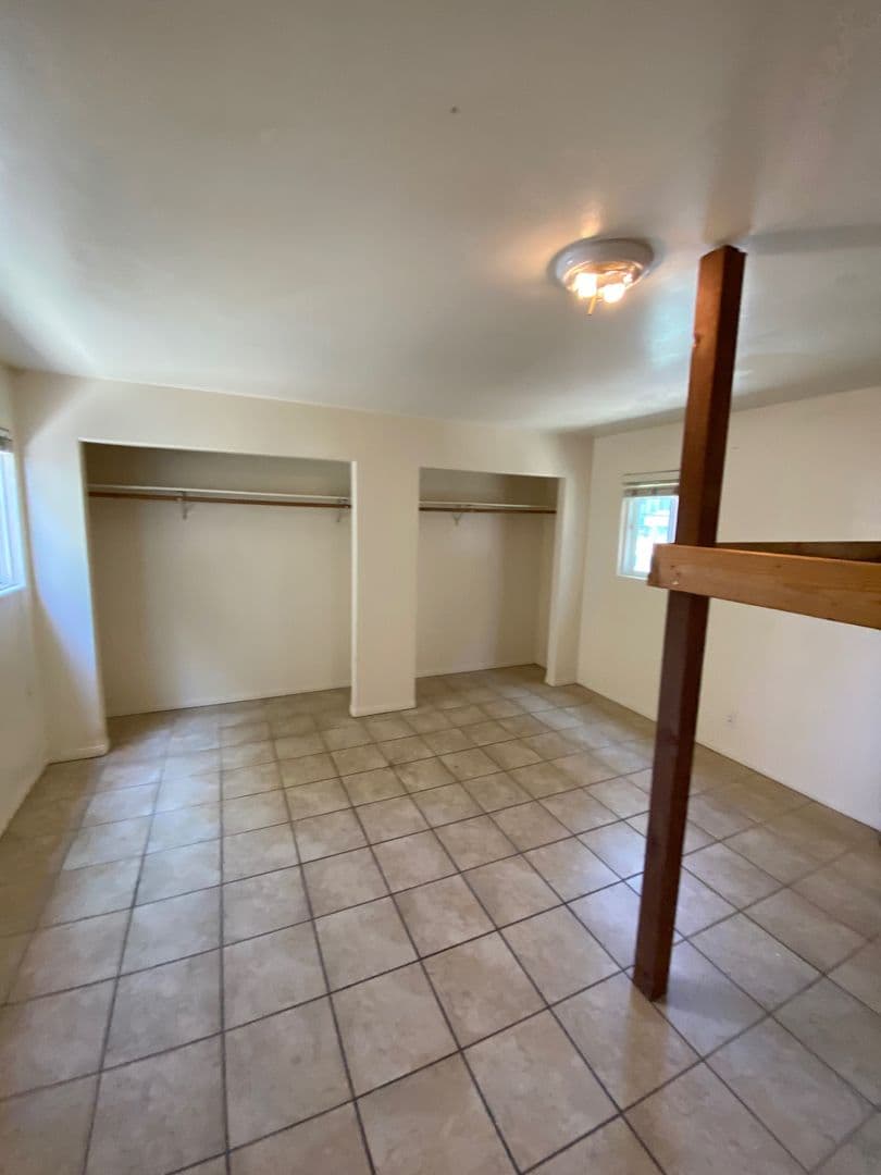 Goleta Apartment: 6705 Del Playa
