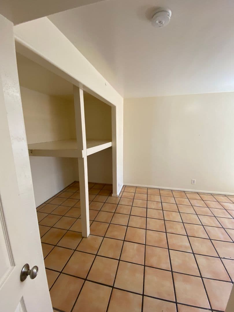 Goleta Apartment: 6636 Del Playa