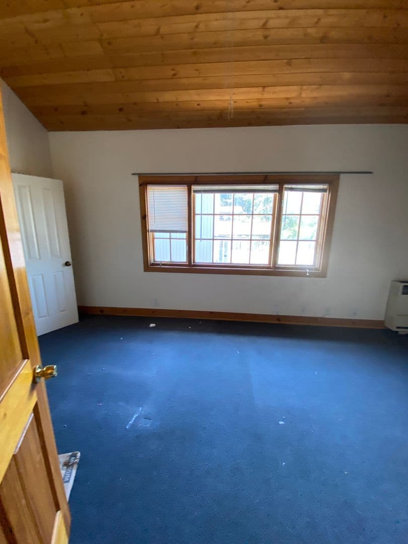 Goleta Apartment: 6585 Del Playa