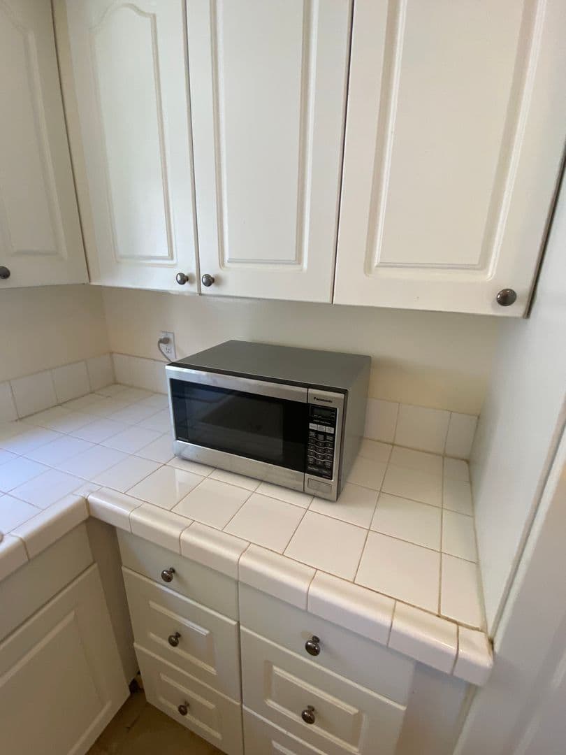 Goleta Apartment: 6681 Del Playa
