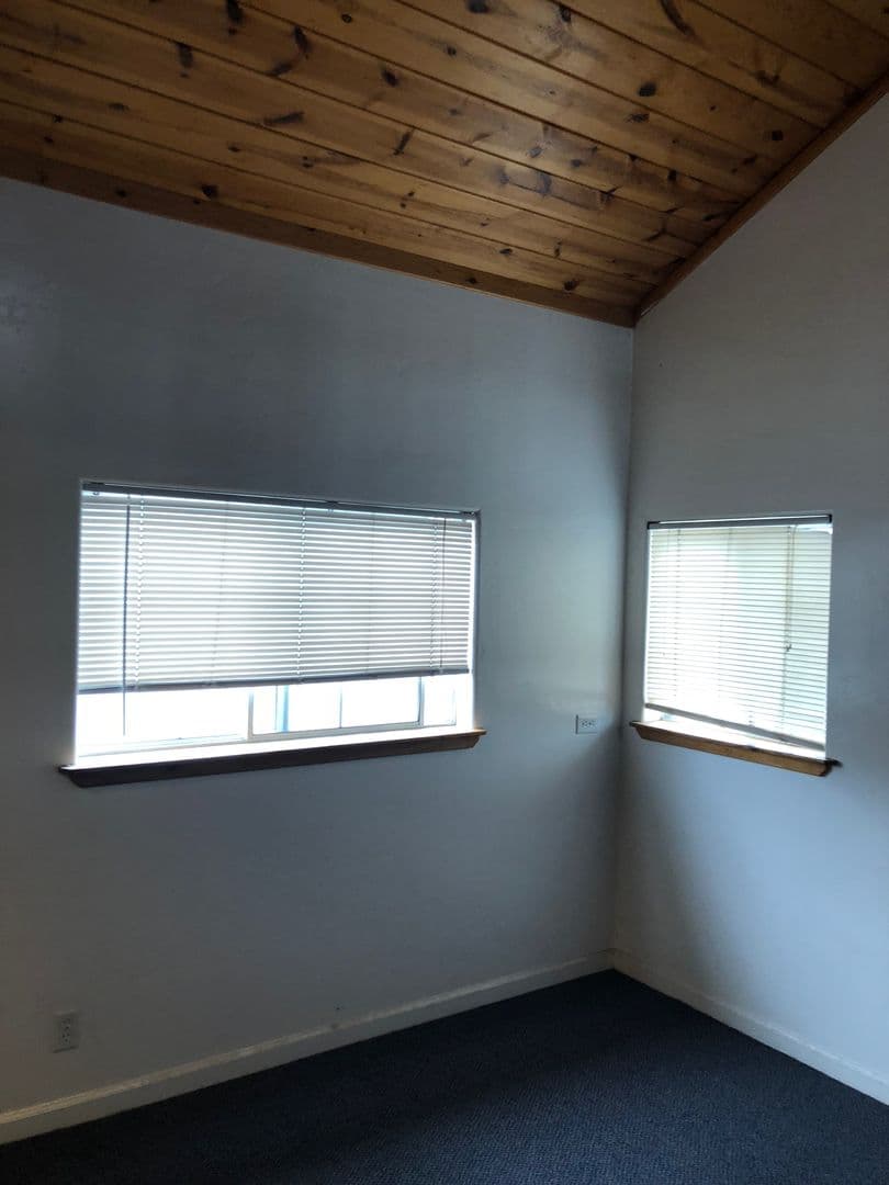 Goleta Apartment: 6533 El Nido
