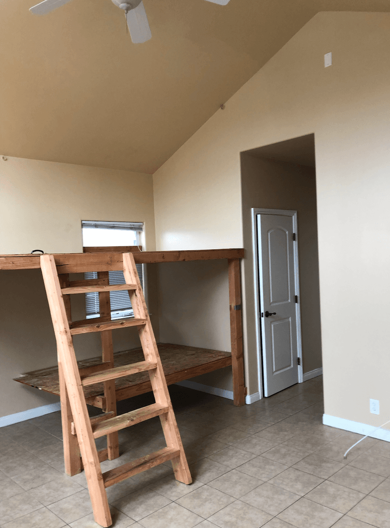 Goleta Apartment: 6631 Del Playa