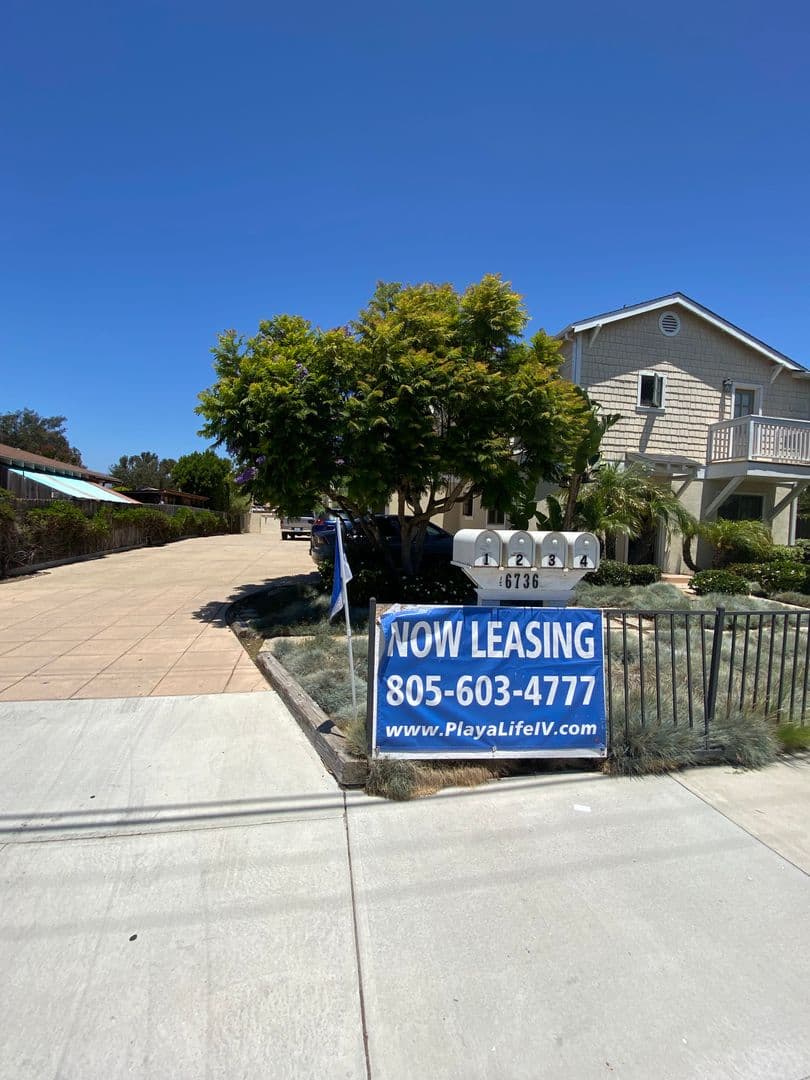 Goleta Apartment: 6736 Sueno