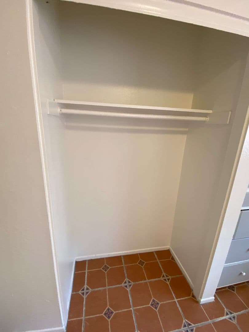 Goleta Apartment: 6777 Del Playa