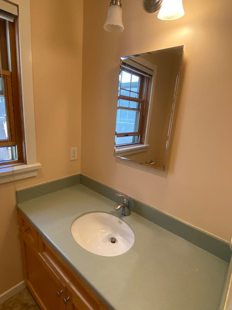 Goleta Apartment: 6736 Sueno