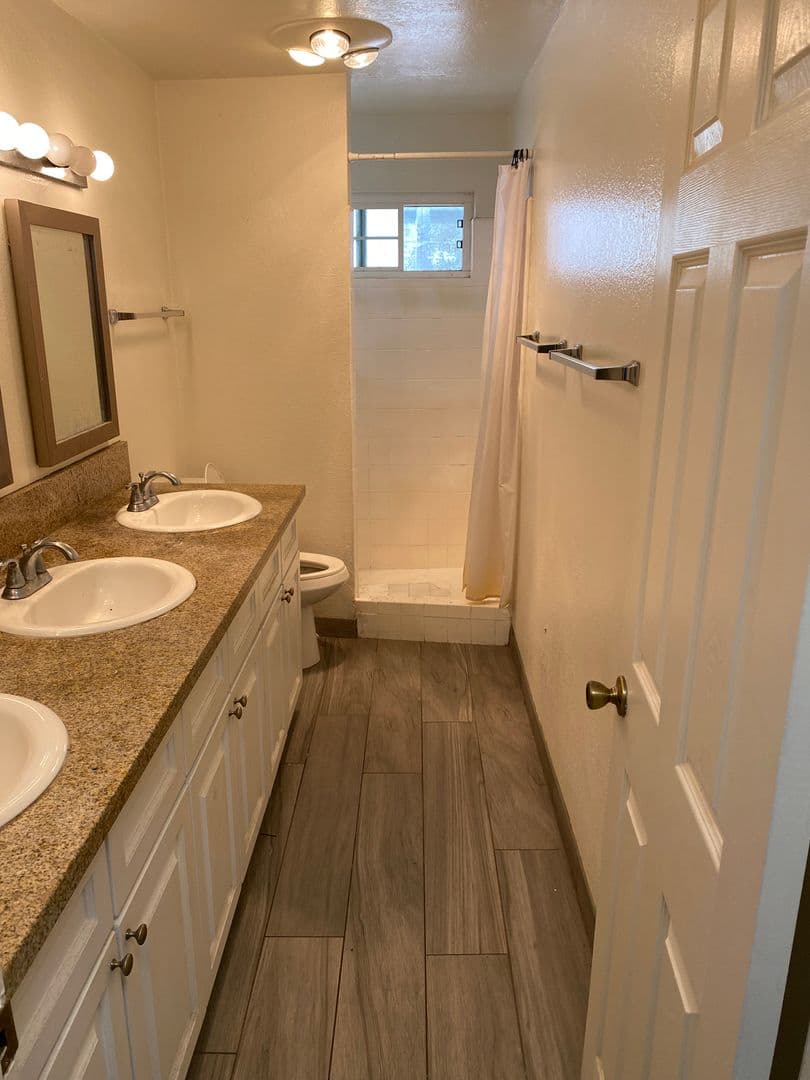 Goleta Apartment: 6777 Del Playa