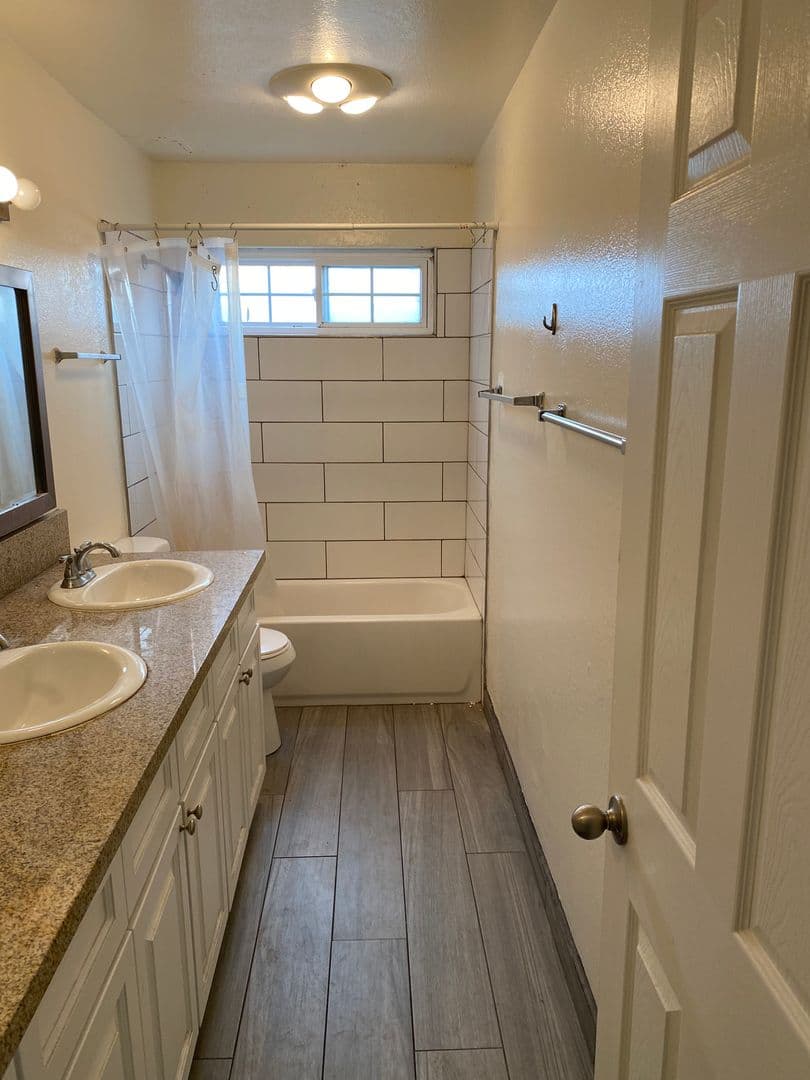 Goleta Apartment: 6777 Del Playa