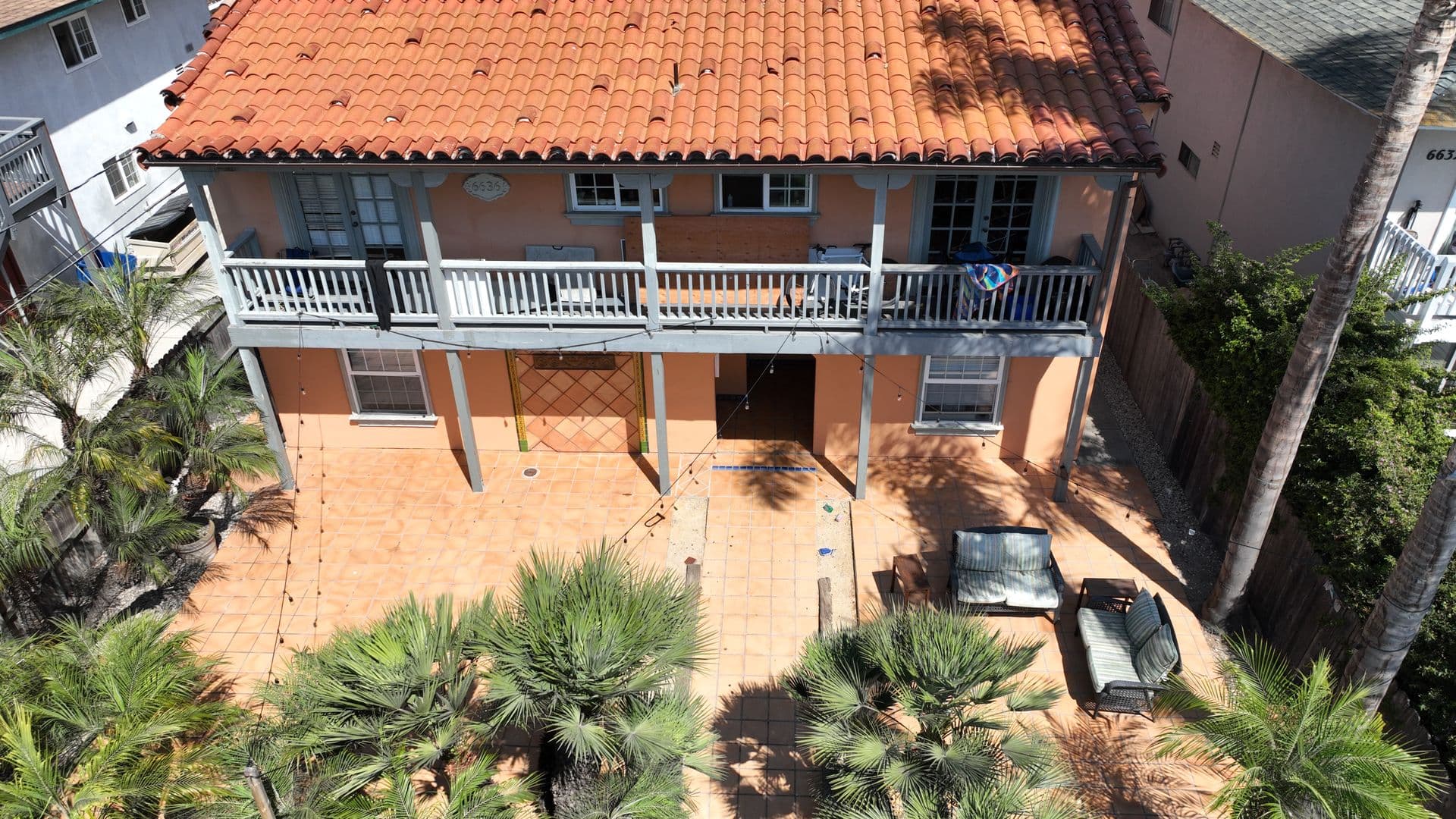 Goleta Apartment: 6636 Del Playa