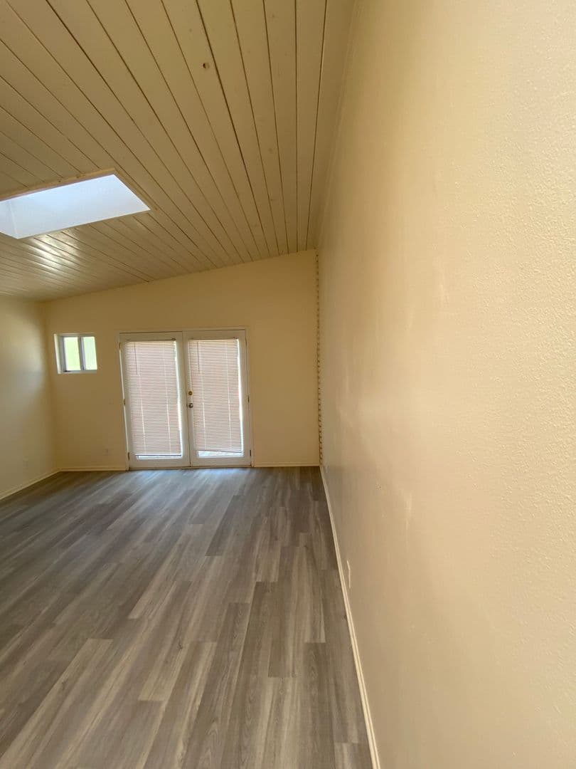 Goleta Apartment: 6885 Pasado
