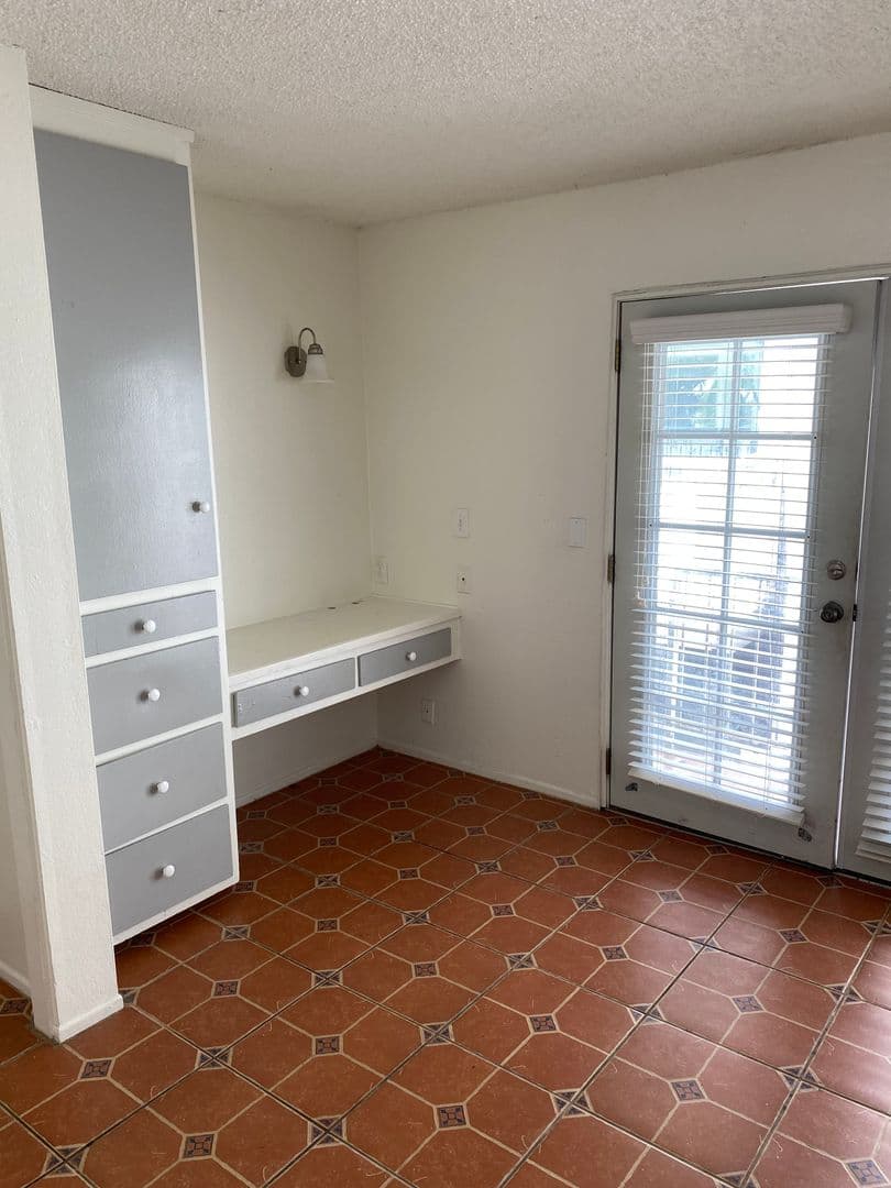 Goleta Apartment: 6777 Del Playa