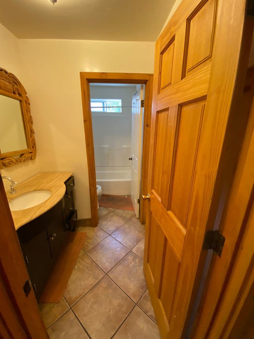Goleta Apartment: 6585 Del Playa