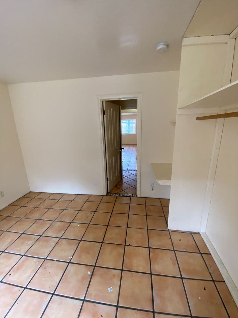 Goleta Apartment: 6636 Del Playa