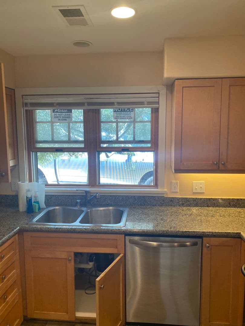 Goleta Apartment: 6736 Sueno