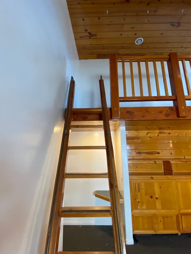 Goleta Apartment: 6573 Del Playa