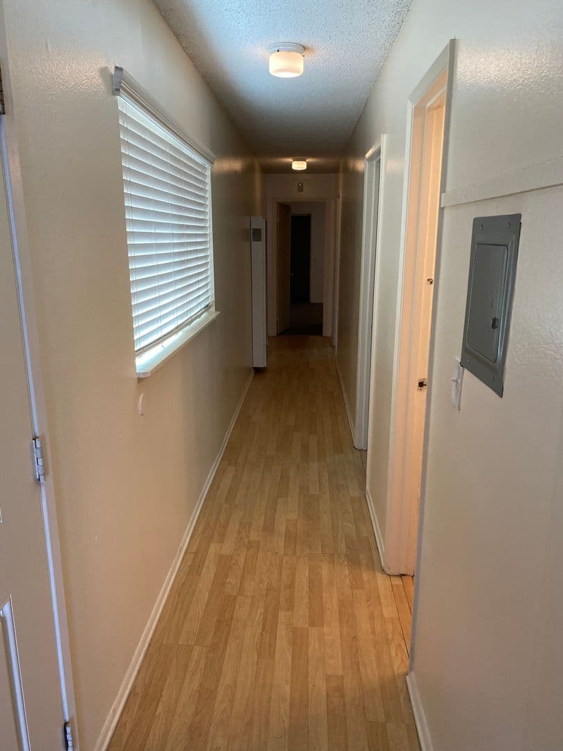 Goleta Apartment: 6679 Del Playa