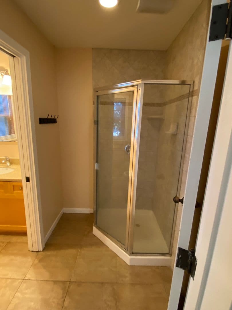Goleta Apartment: 6736 Sueno