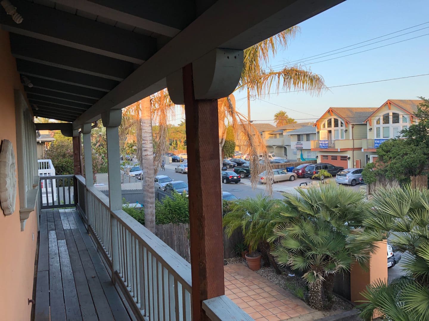 Goleta Apartment: 6636 Del Playa