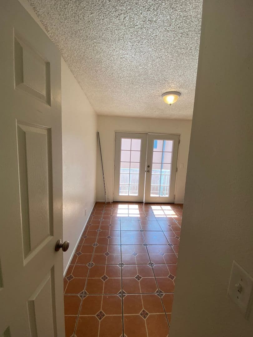 Goleta Apartment: 6777 Del Playa