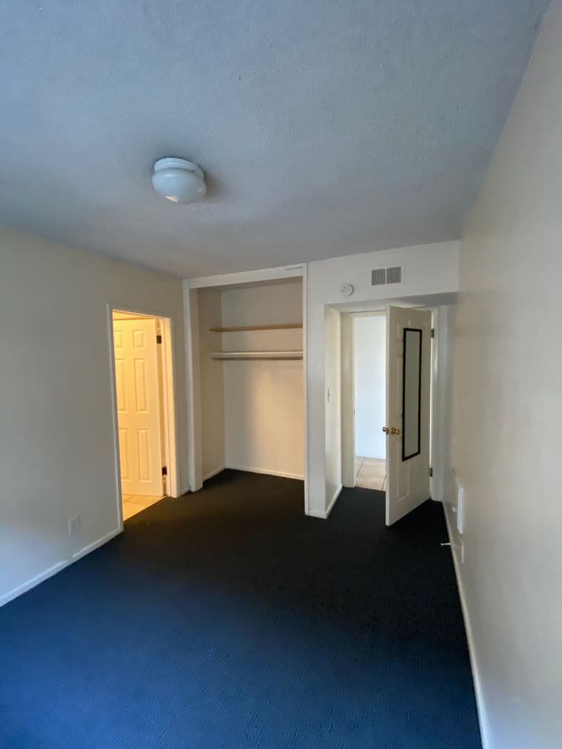 Goleta Apartment: 6525 Del Playa