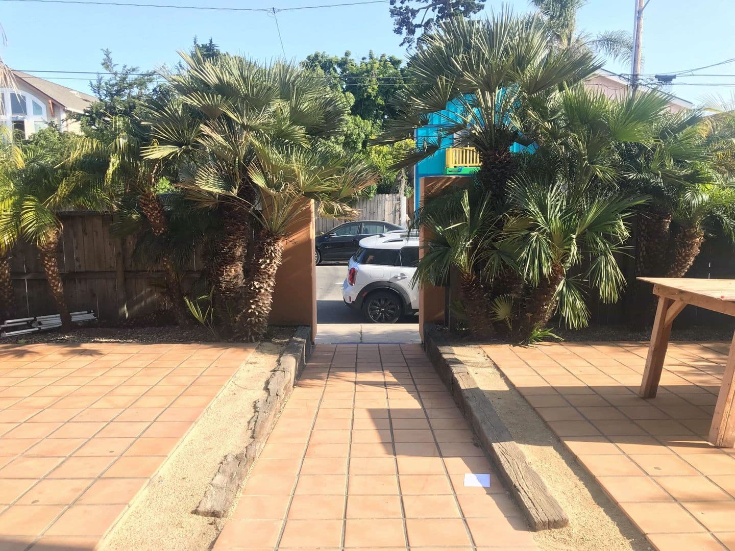 Goleta Apartment: 6636 Del Playa