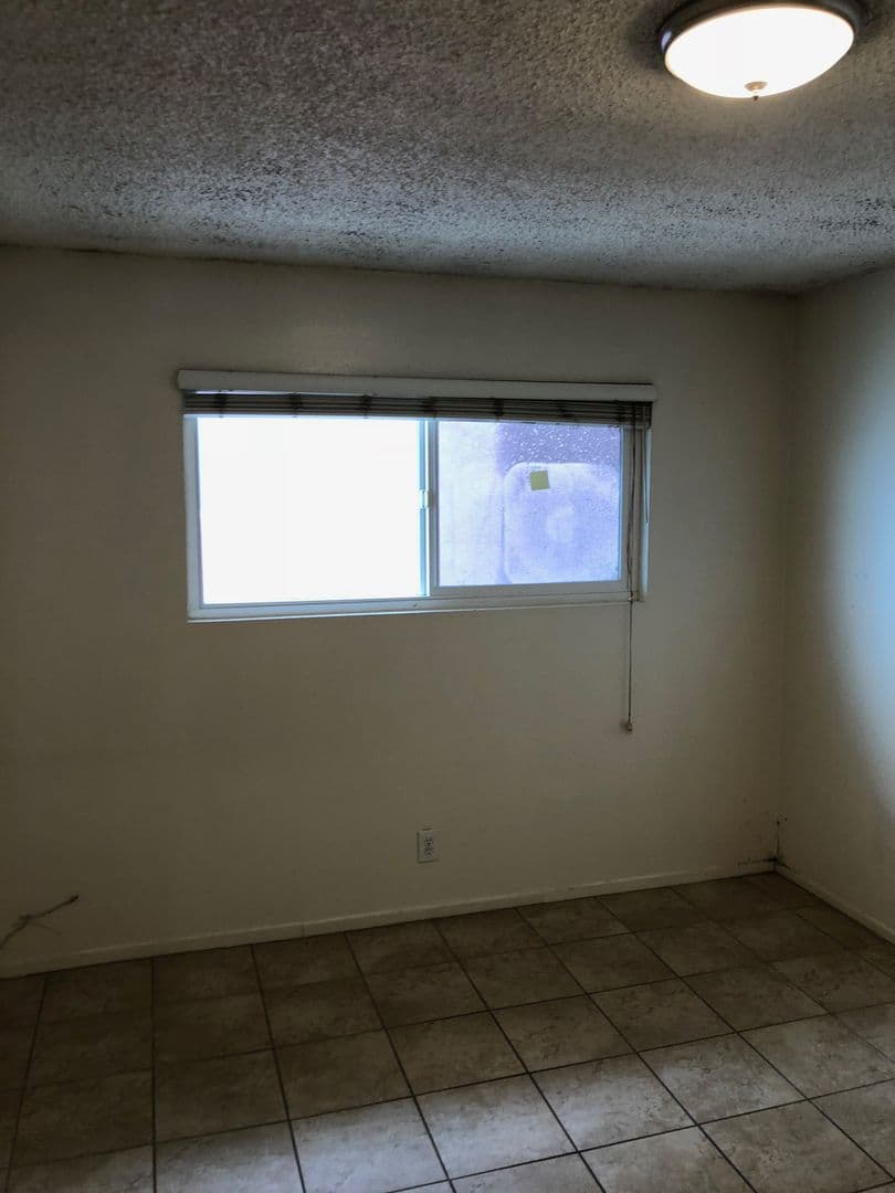 Goleta Apartment: 6561 Del Playa