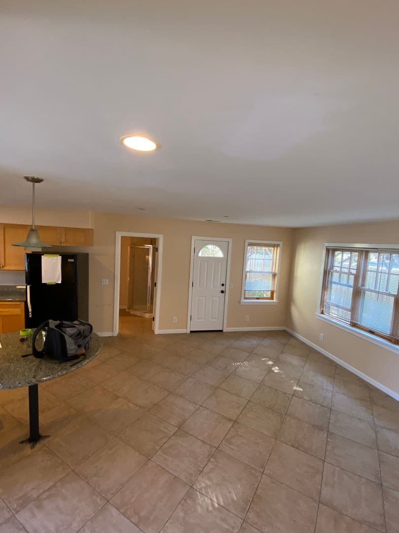 Goleta Apartment: 6736 Sueno