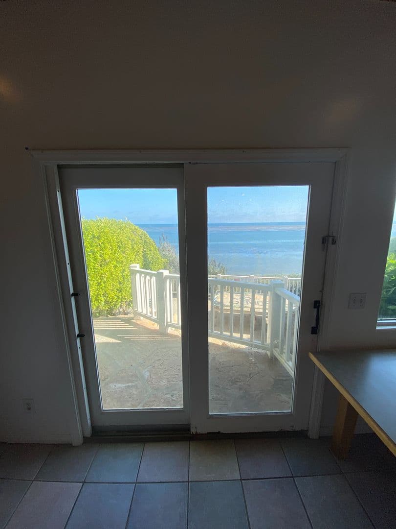Goleta Apartment: 6575 Del Playa