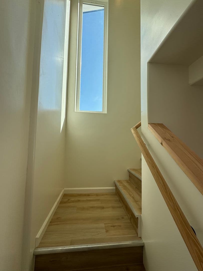 Goleta Apartment: 6709 Del Playa
