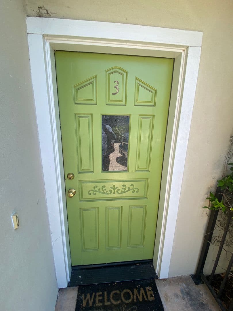 Goleta Apartment: 6736 Sueno