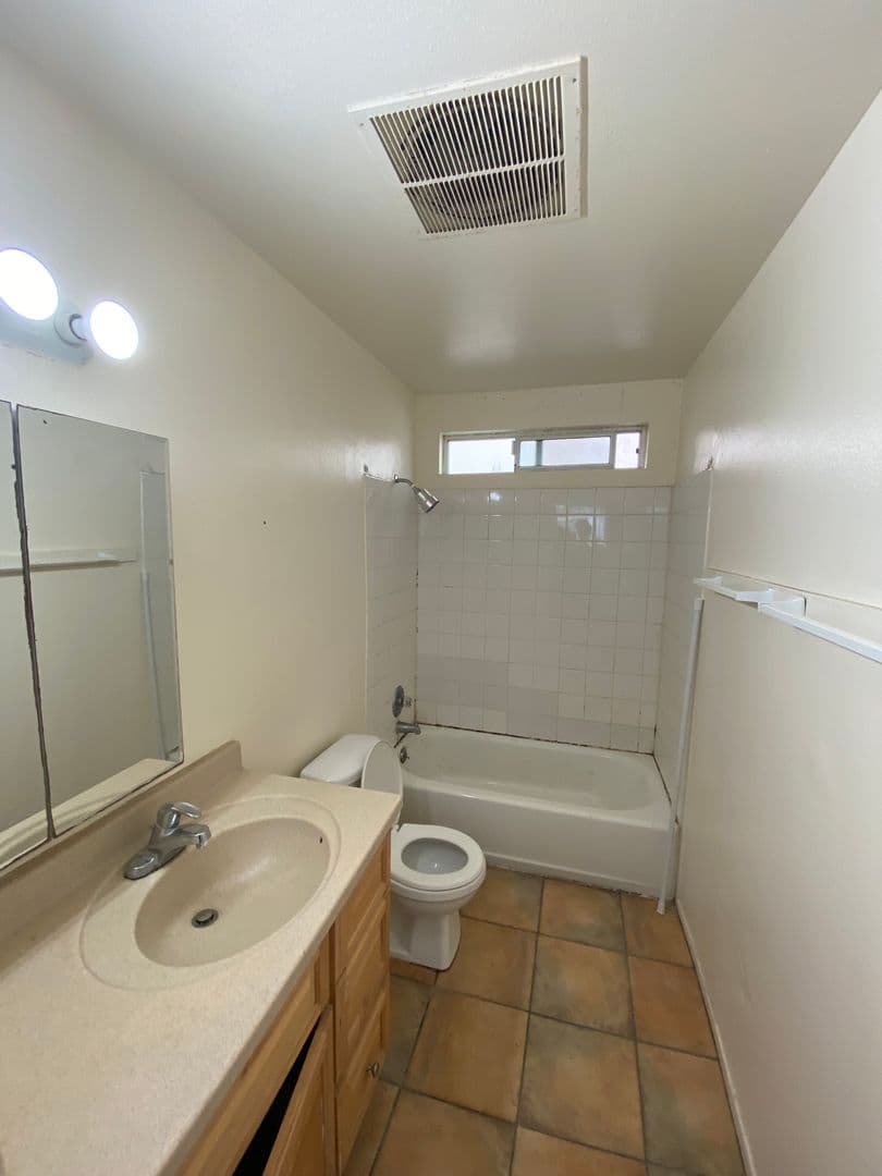 Goleta Apartment: 6743 Del Playa