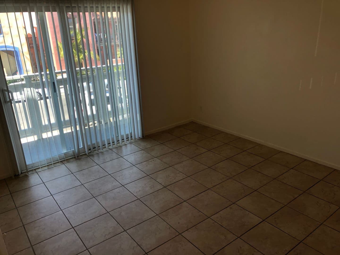 Goleta Apartment: 6561 Del Playa