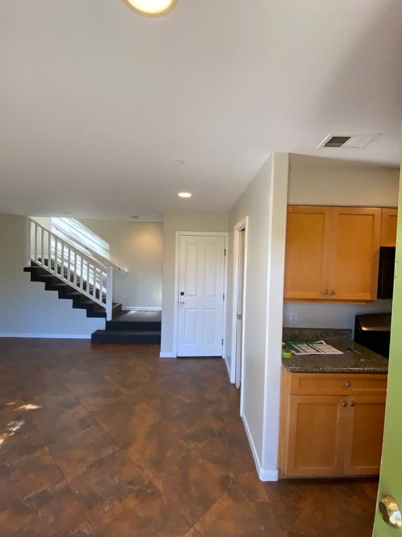 Goleta Apartment: 6736 Sueno