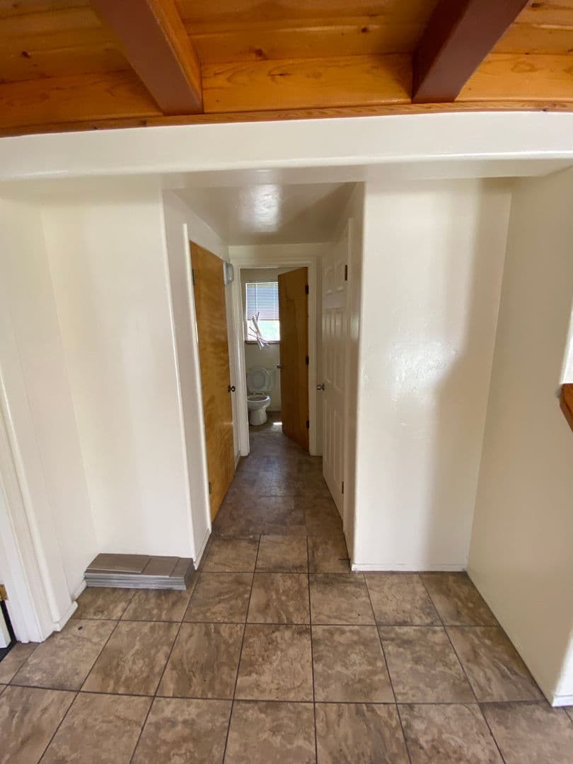 Goleta Apartment: 6564 Del Playa