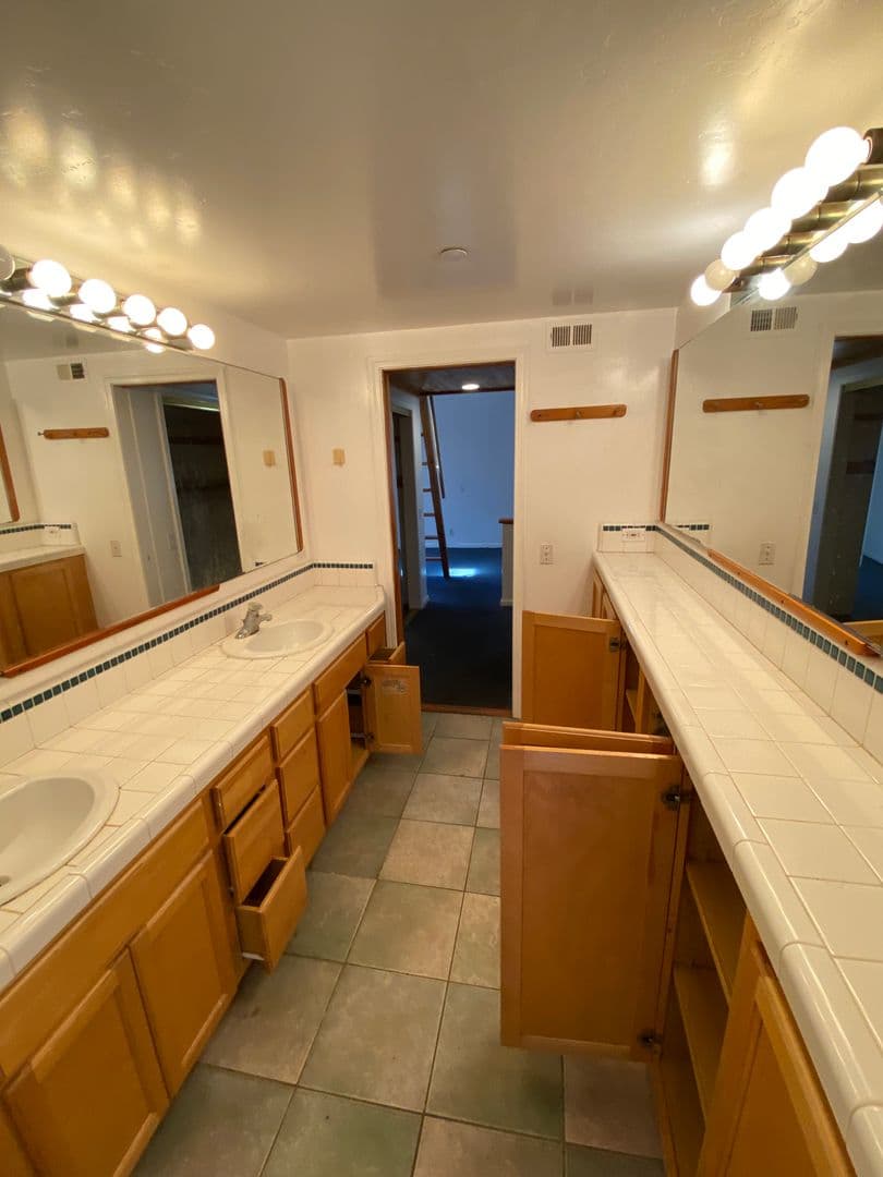 Goleta Apartment: 6534 Del Playa
