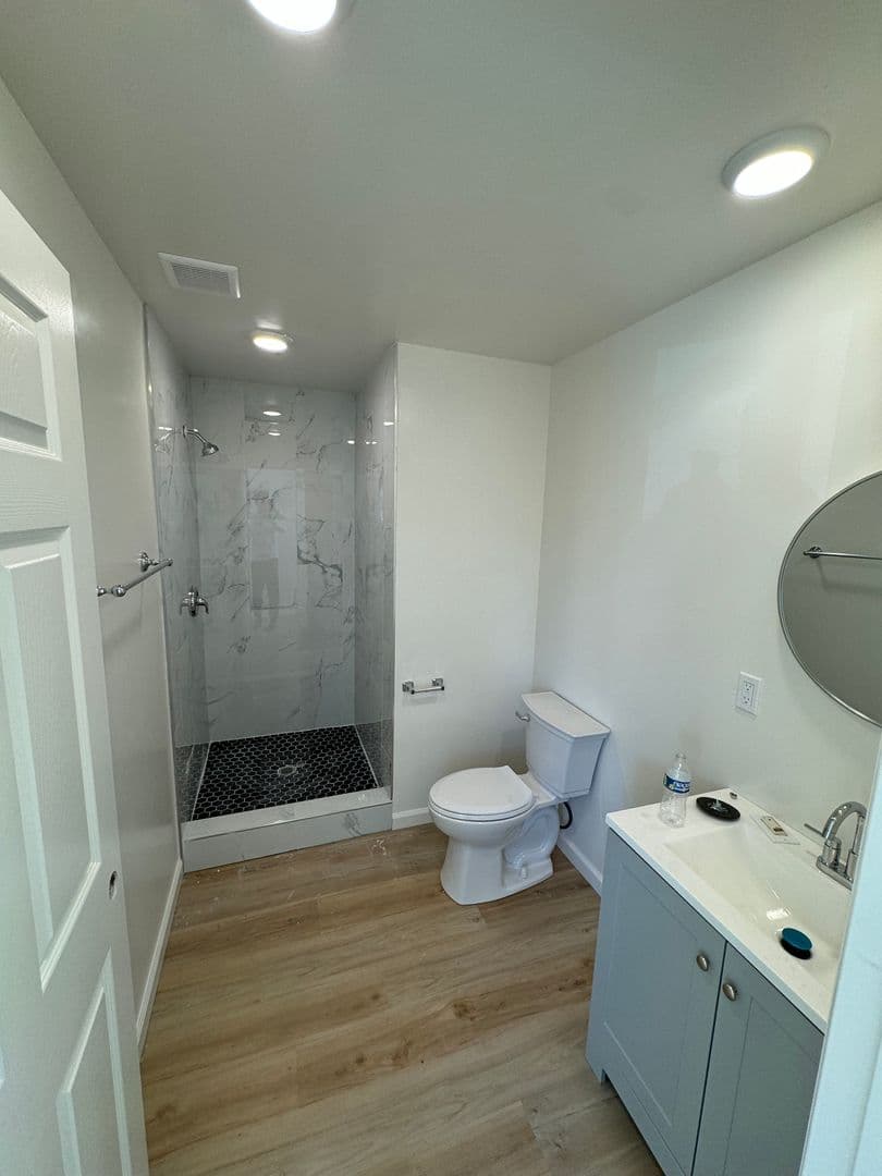 Goleta Apartment: 6709 Del Playa