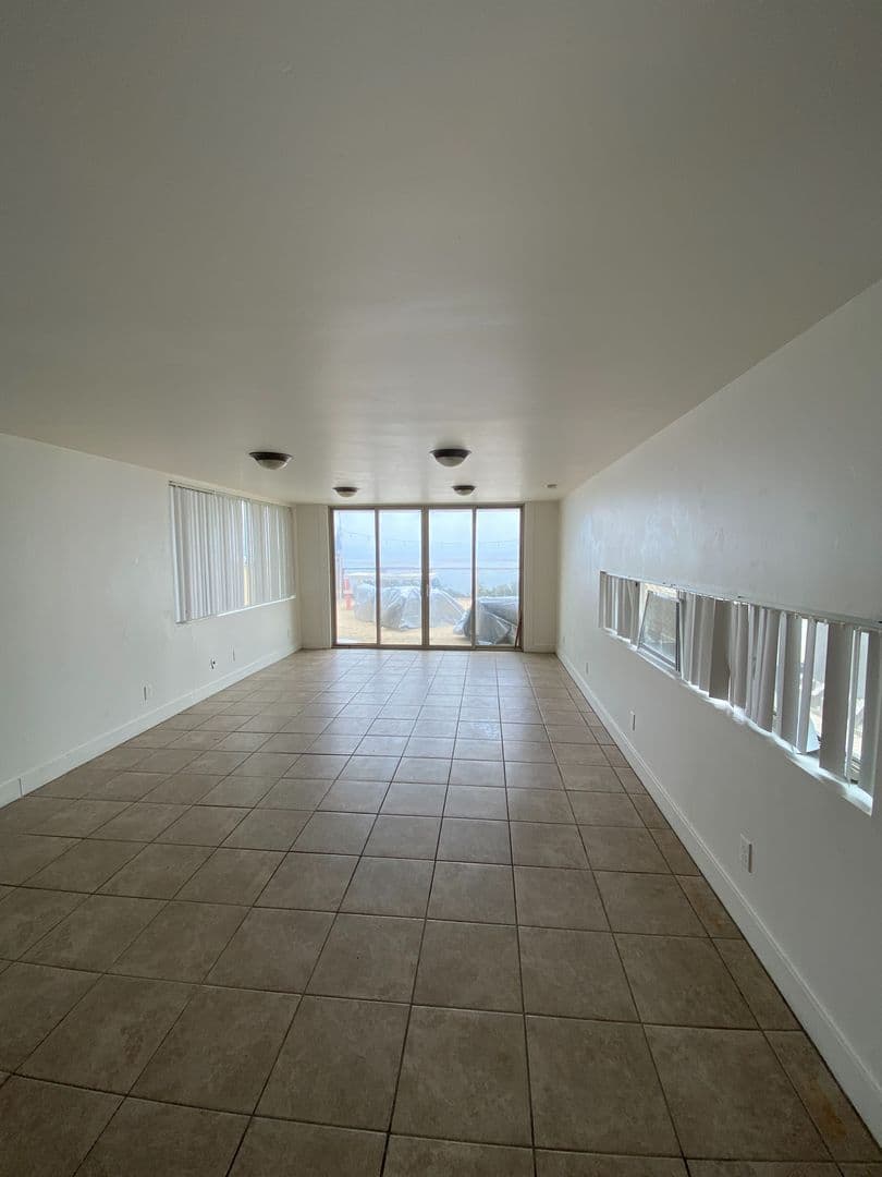 Goleta Apartment: 6569 Del Playa