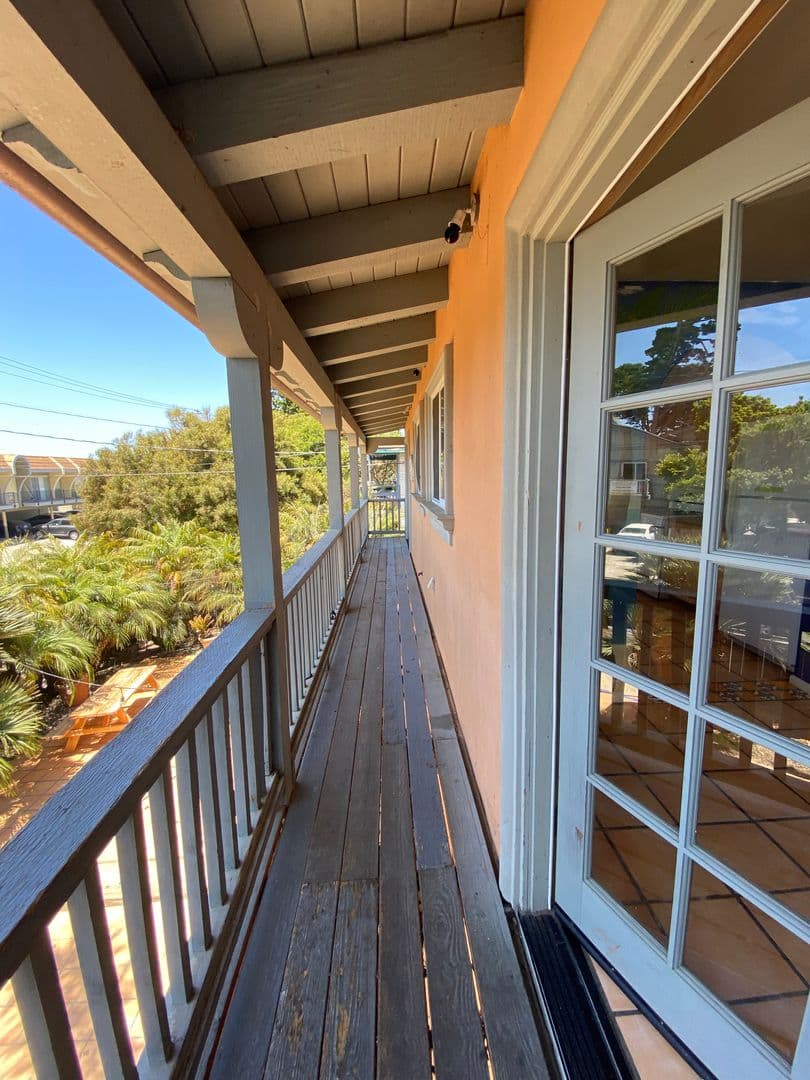 Goleta Apartment: 6636 Del Playa
