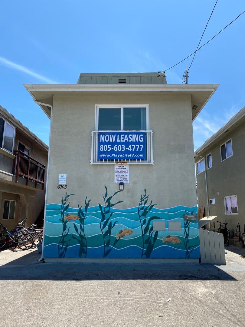 Goleta Apartment: 6705 Del Playa