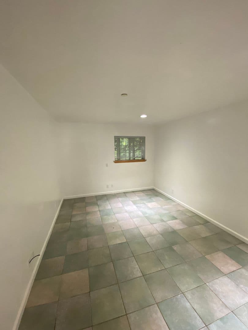 Goleta Apartment: 6535 El Nido