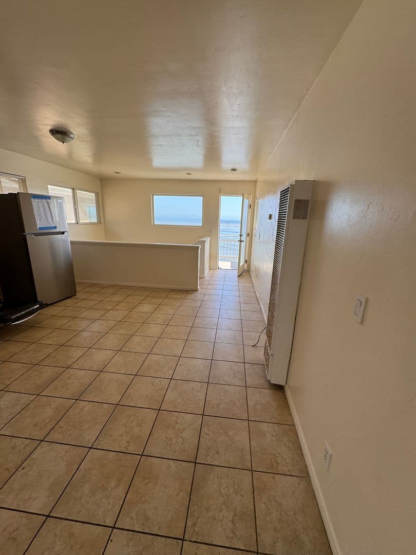 Goleta Apartment: 6705 Del Playa