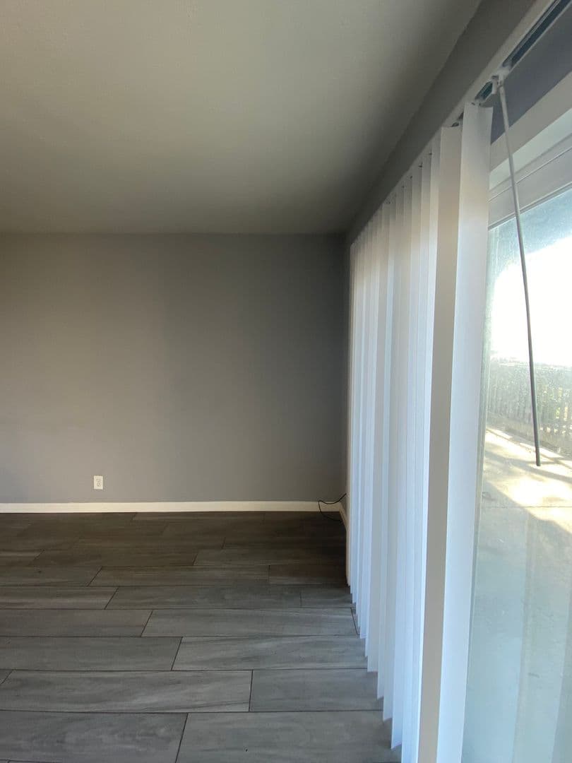 Goleta Apartment: 6777 Del Playa