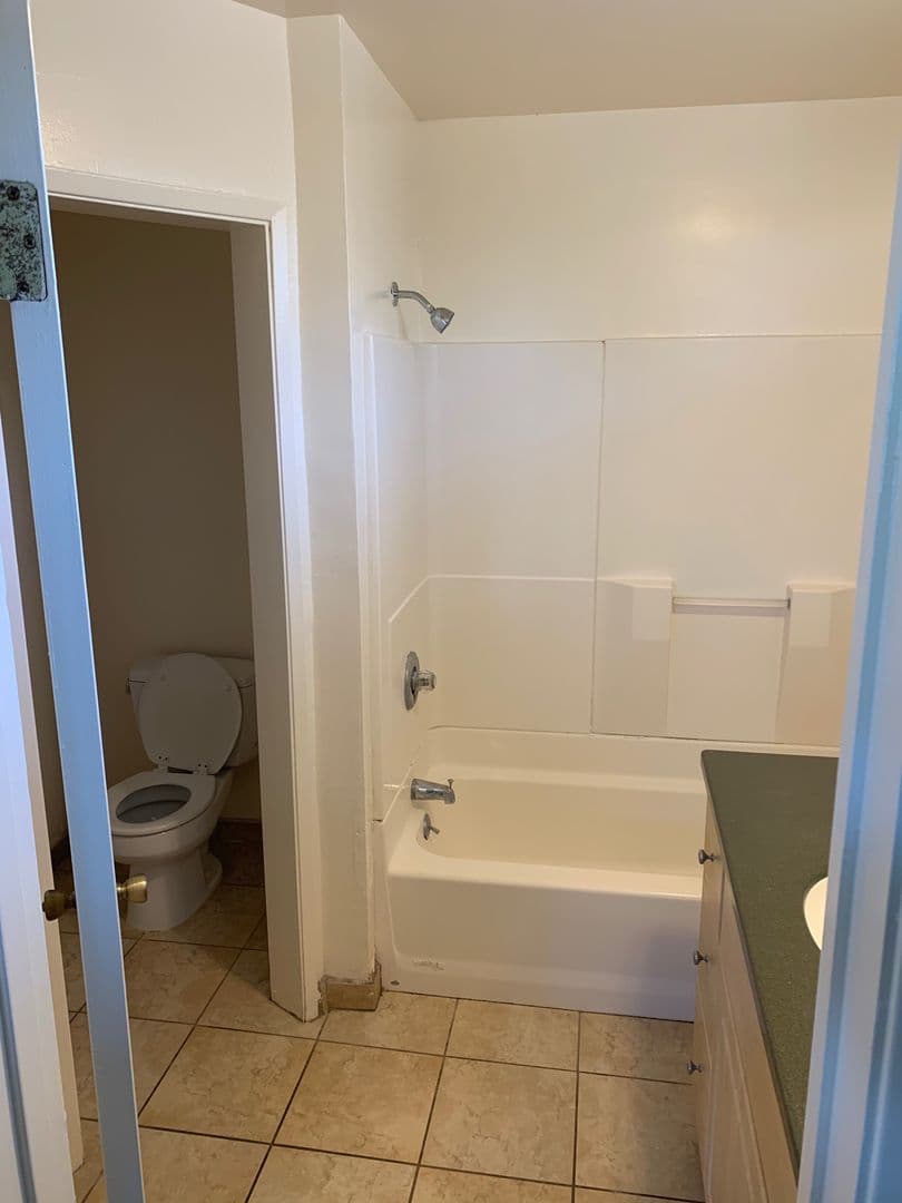 Goleta Apartment: 6525 Del Playa