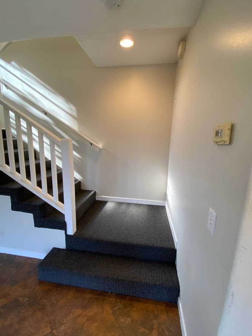 Goleta Apartment: 6736 Sueno