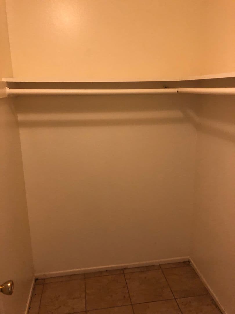Goleta Apartment: 6561 Del Playa