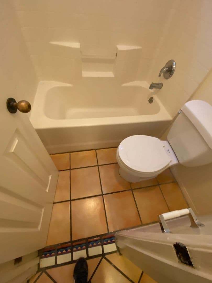 Goleta Apartment: 6636 Del Playa