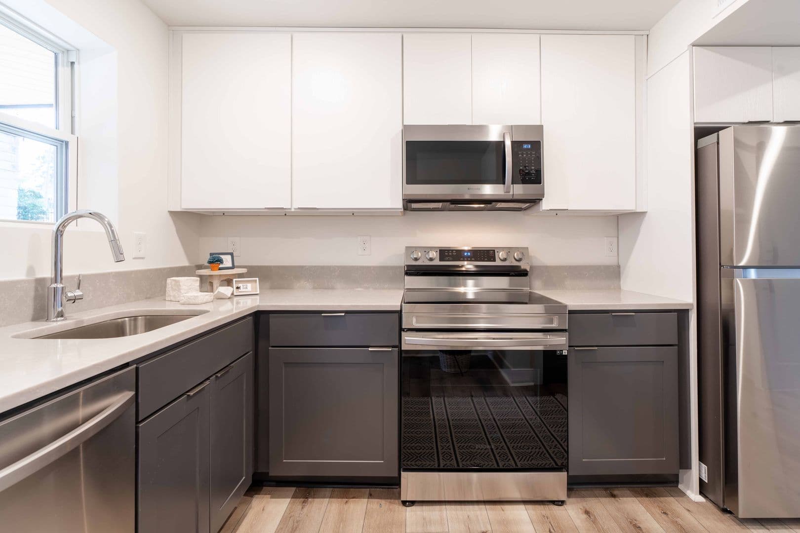 Atlanta Apartment: 1200 14th Place