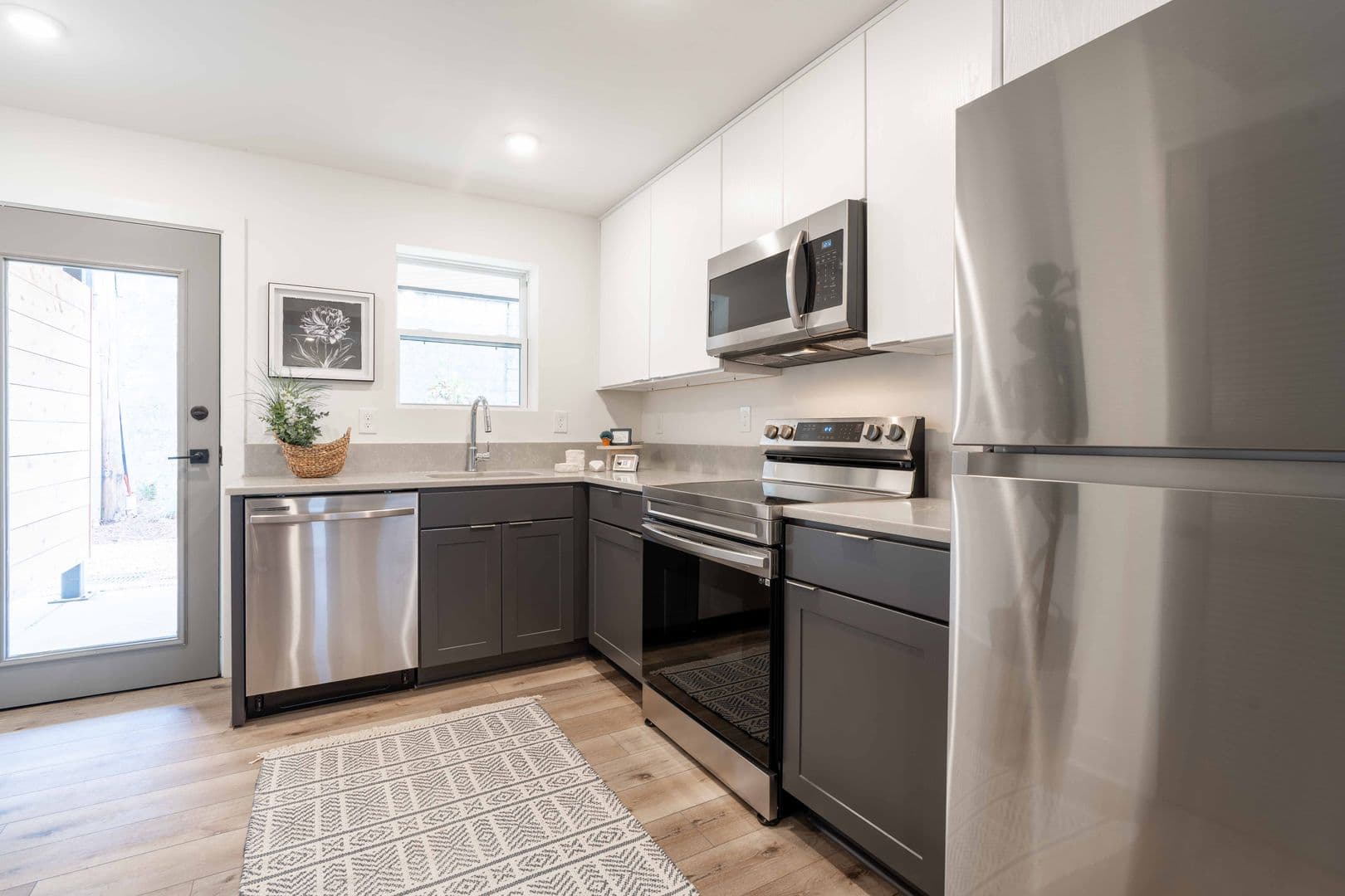 Atlanta Apartment: 1200 14th Place
