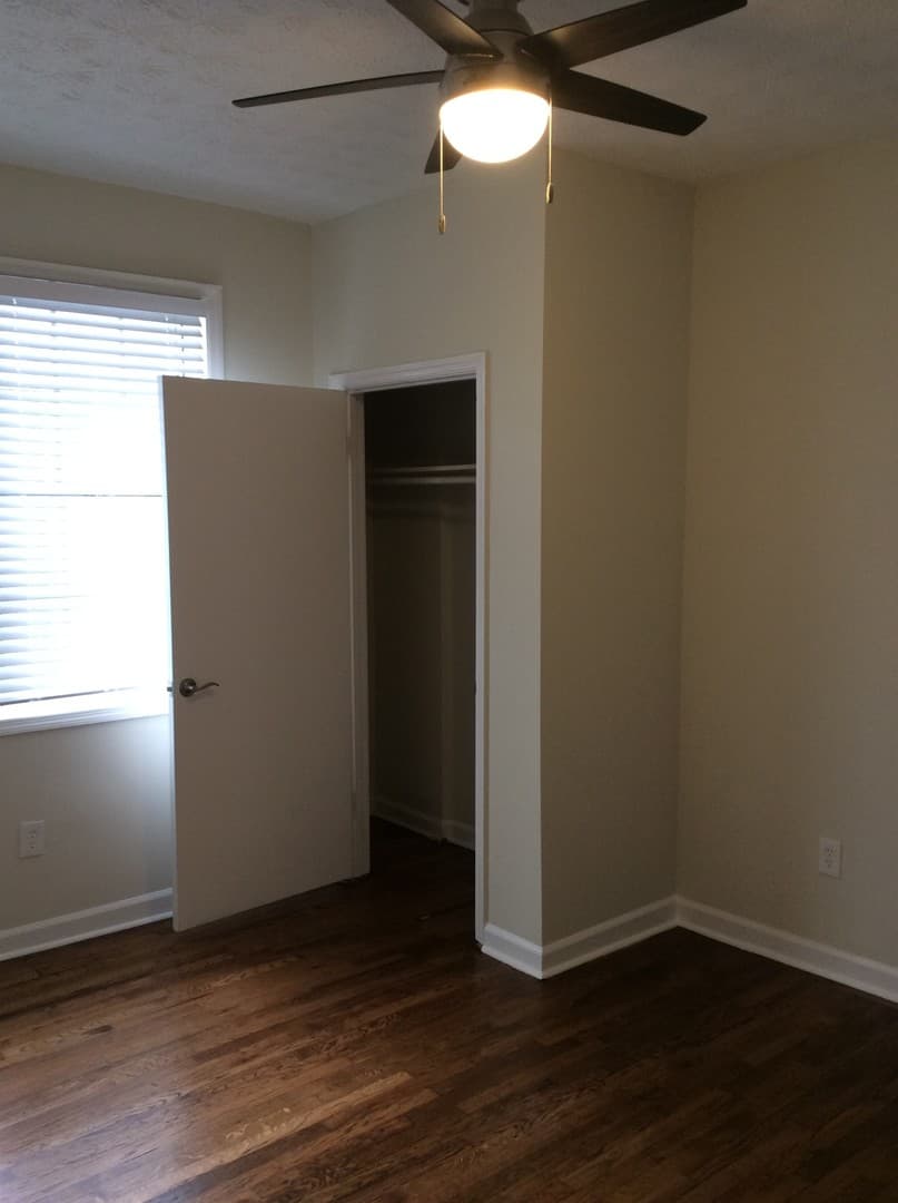 Atlanta Apartment: 565 Langhorn St